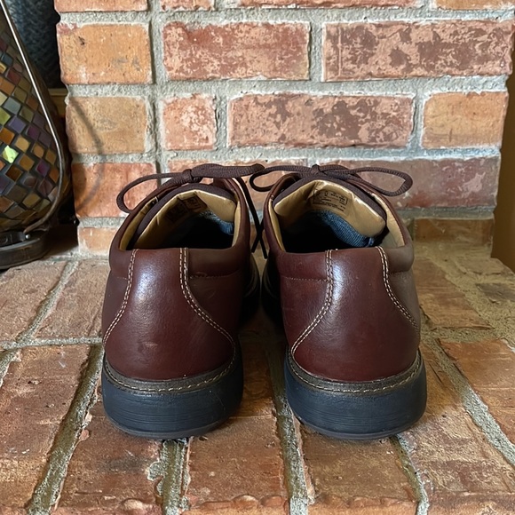 Unstructured by Clarks Brown Leather Oxford Shoes - Picture 3 of 10